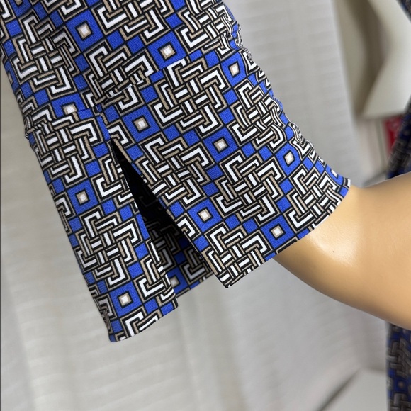 LAUNDY BY SHElLLI SEGAL BEAUTIFUL DRESS, SIZE MEDIUM - Picture 6 of 11